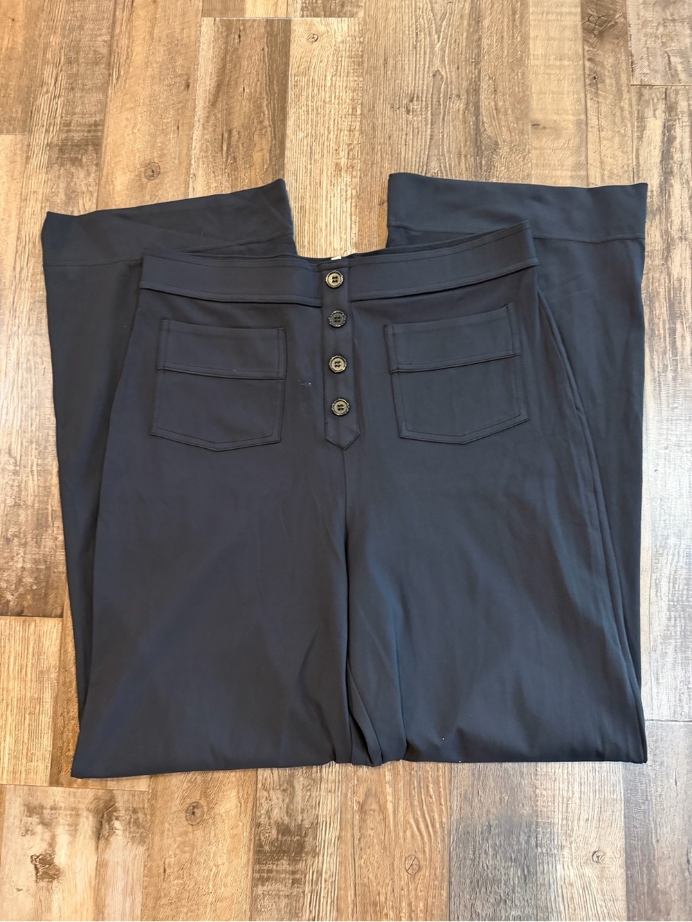 HALARA Black Wide-Leg Button Front Pants Sz lg NWOT